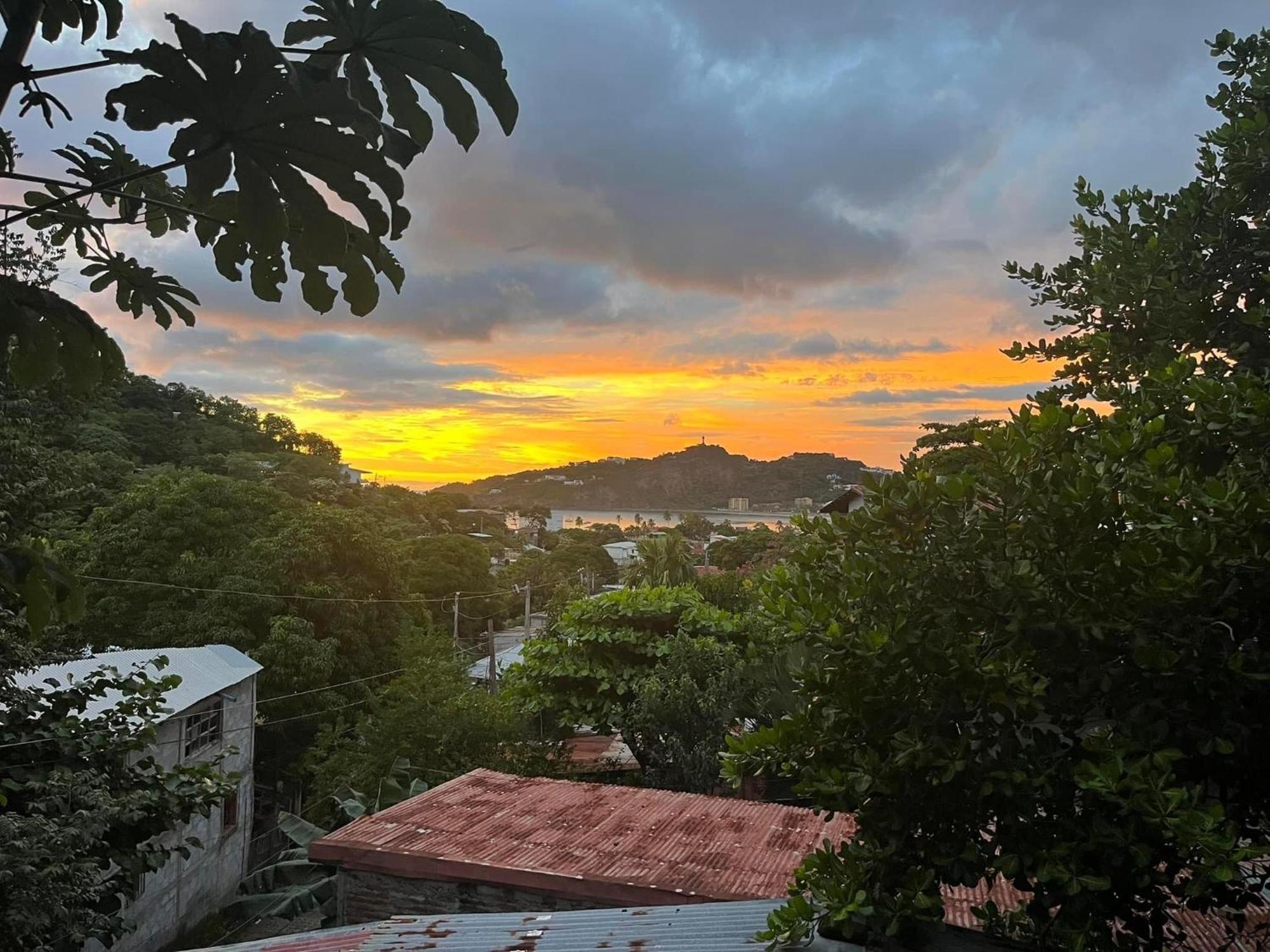 Buena Onda Backpackers Hotel San Juan del Sur Luaran gambar