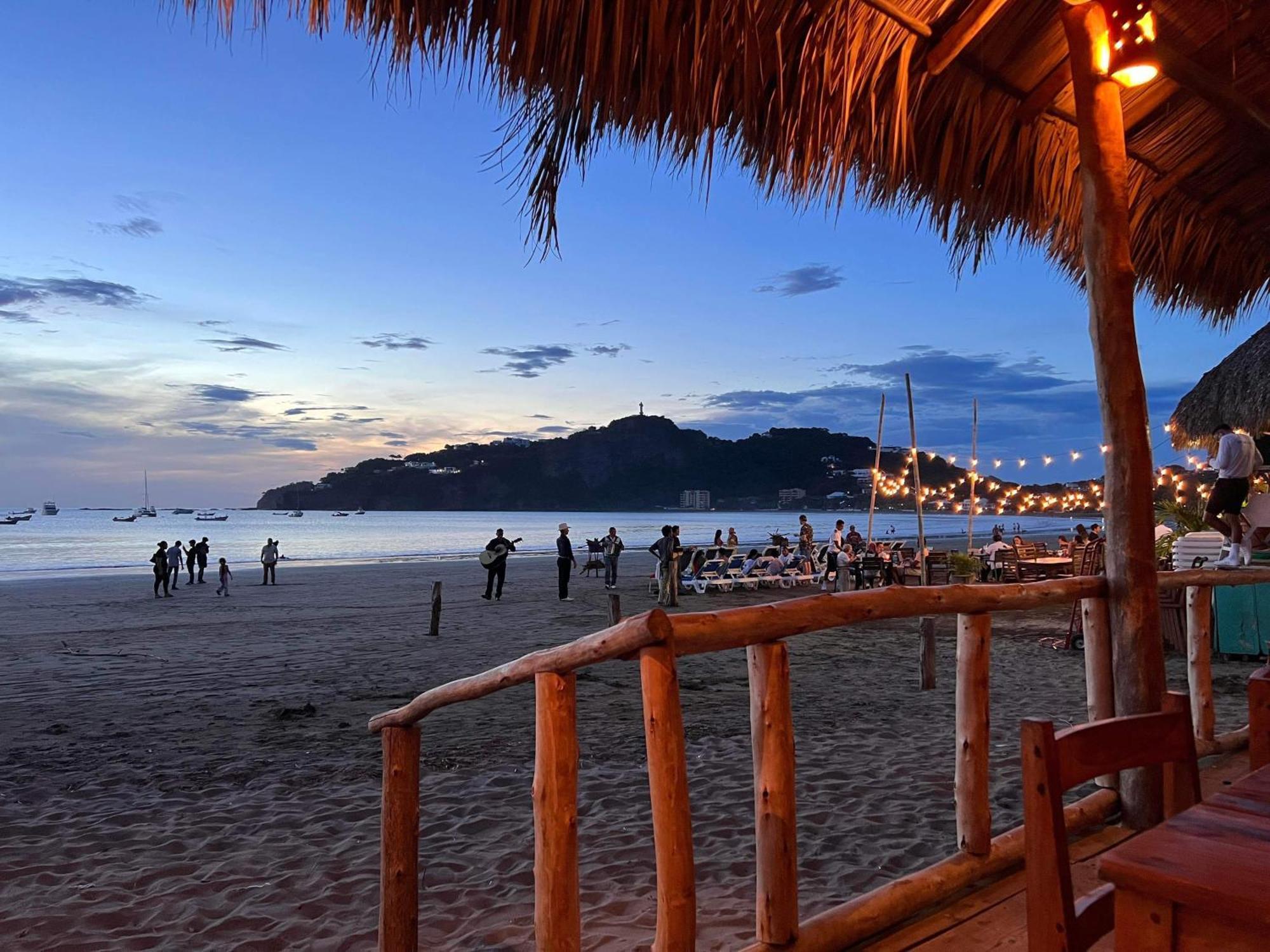 Buena Onda Backpackers Hotel San Juan del Sur Luaran gambar